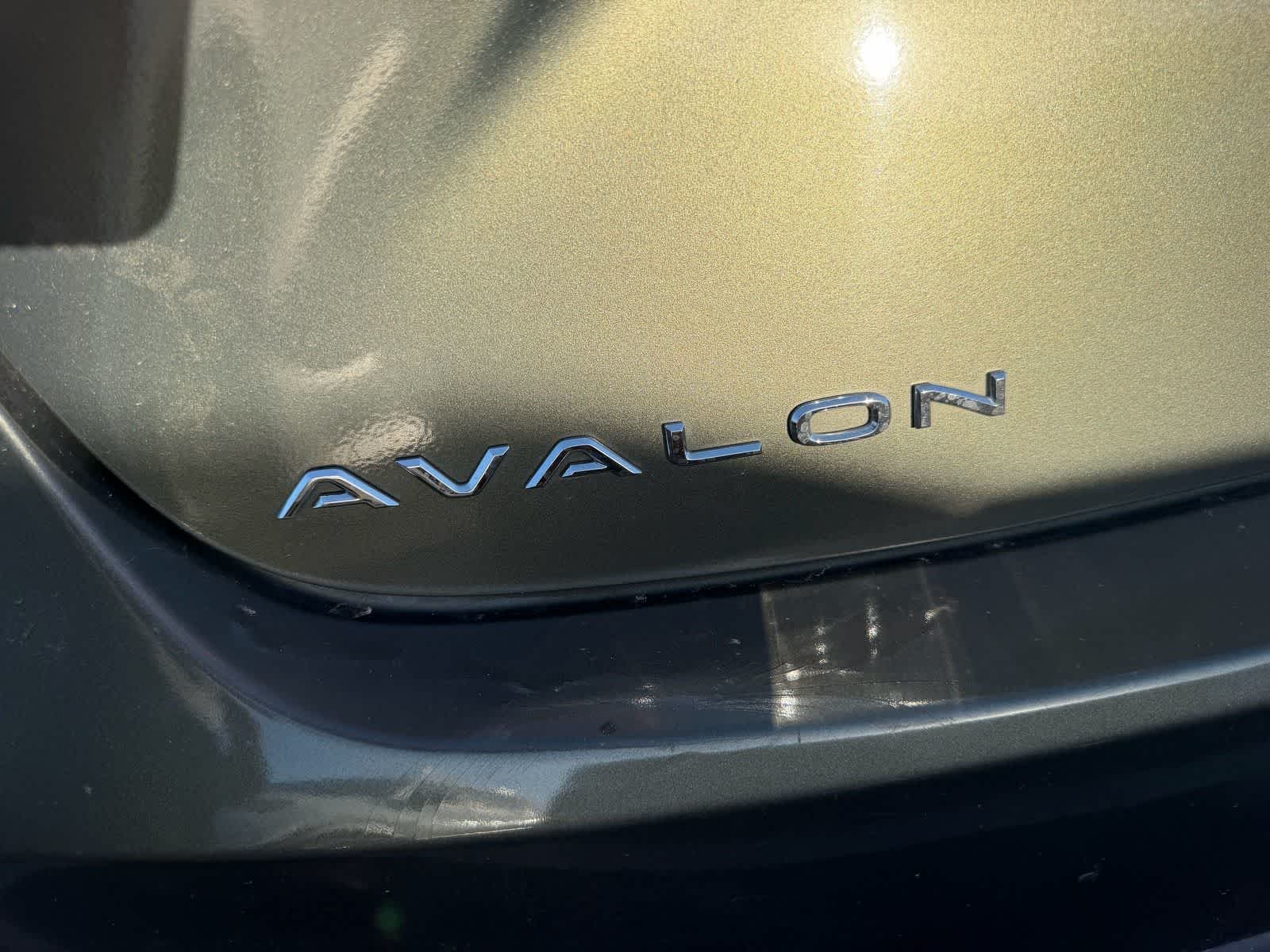 Thumbnail: 2013 Toyota Avalon - 13