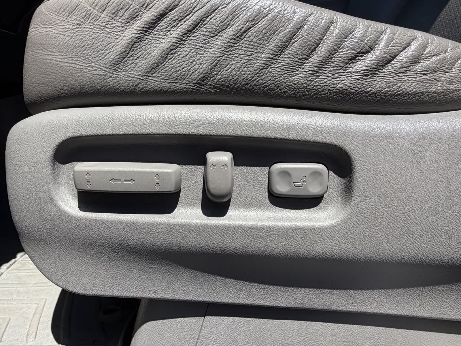 Thumbnail: 2011 Honda Ridgeline - 11