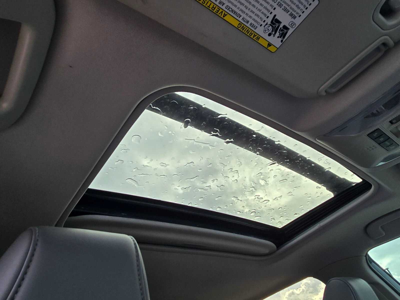 Thumbnail: 2020 Toyota RAV4 - 15