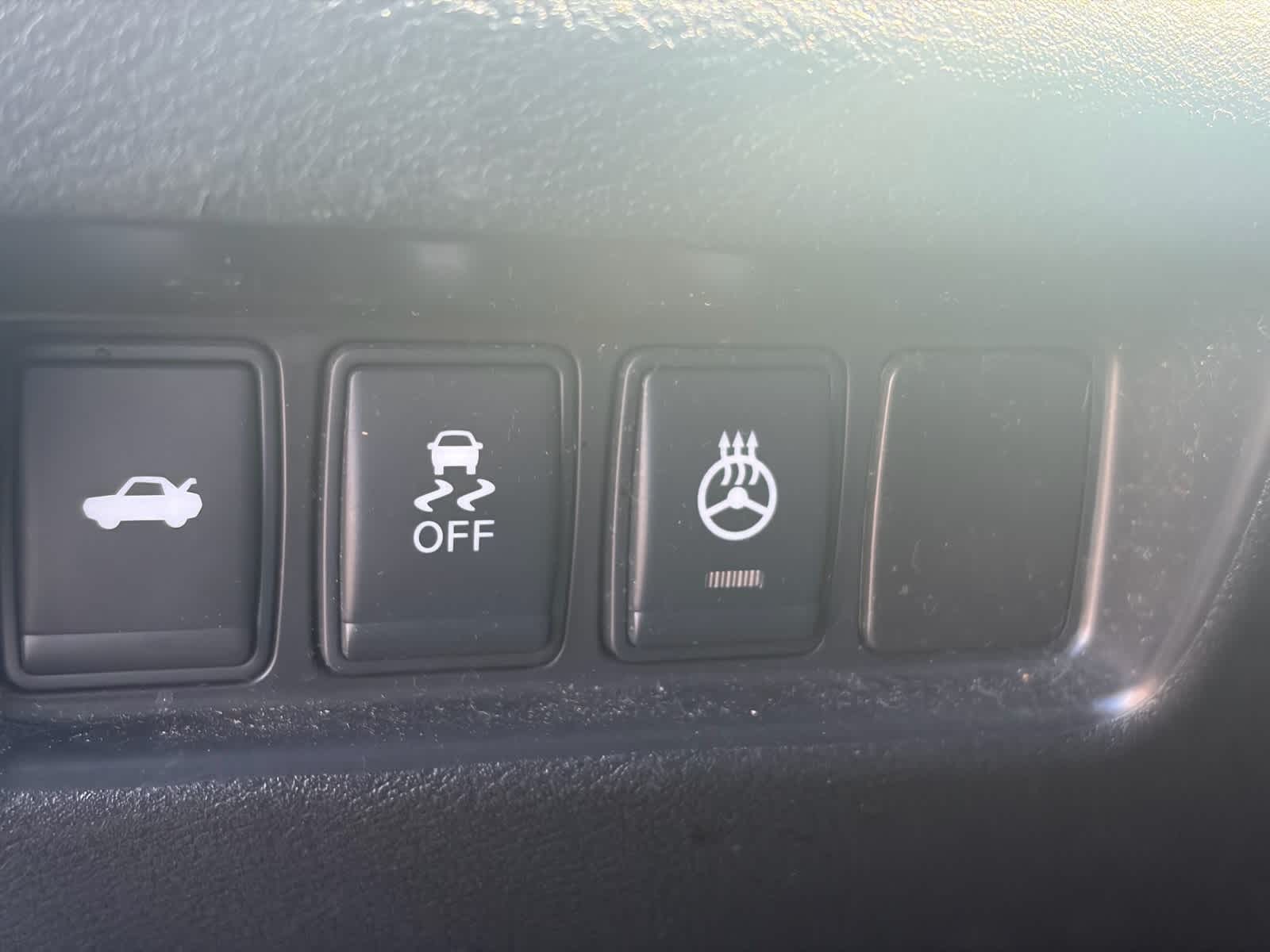 Thumbnail: 2016 Nissan Maxima - 11