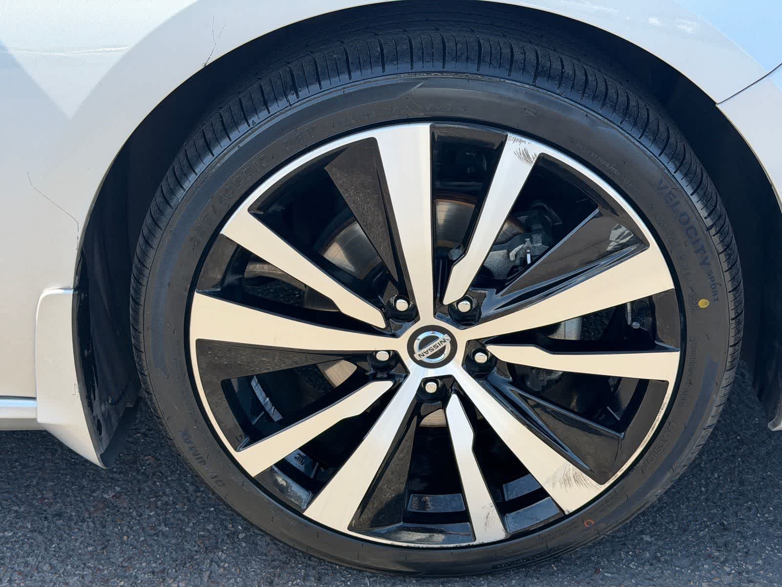 Thumbnail: 2020 Nissan Altima - 10