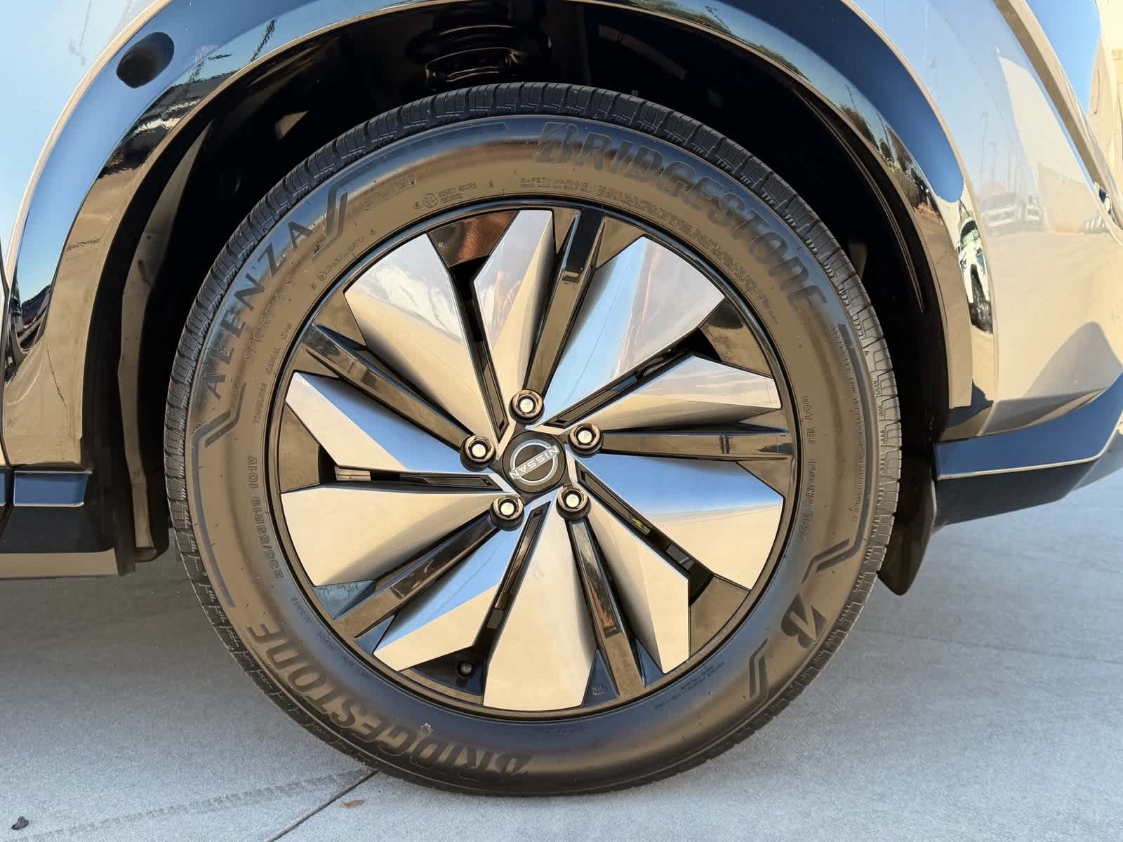 Thumbnail: 2025 Nissan Ariya - 10