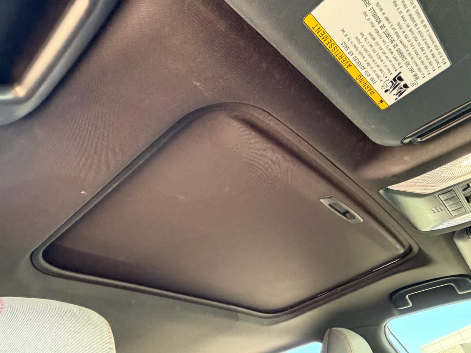 Thumbnail: 2022 Toyota RAV4 - 11