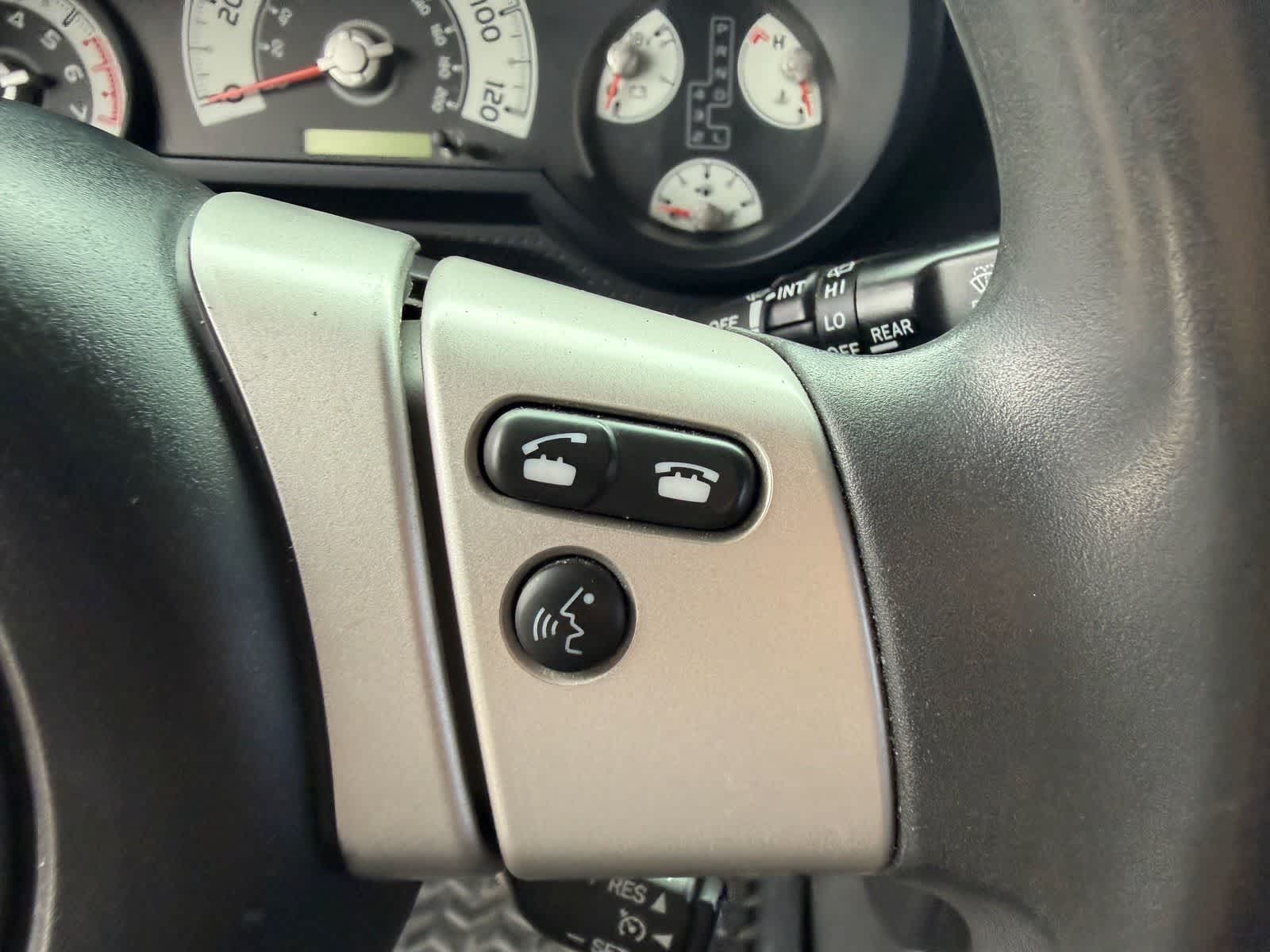 Thumbnail: 2014 Toyota FJ Cruiser - 14