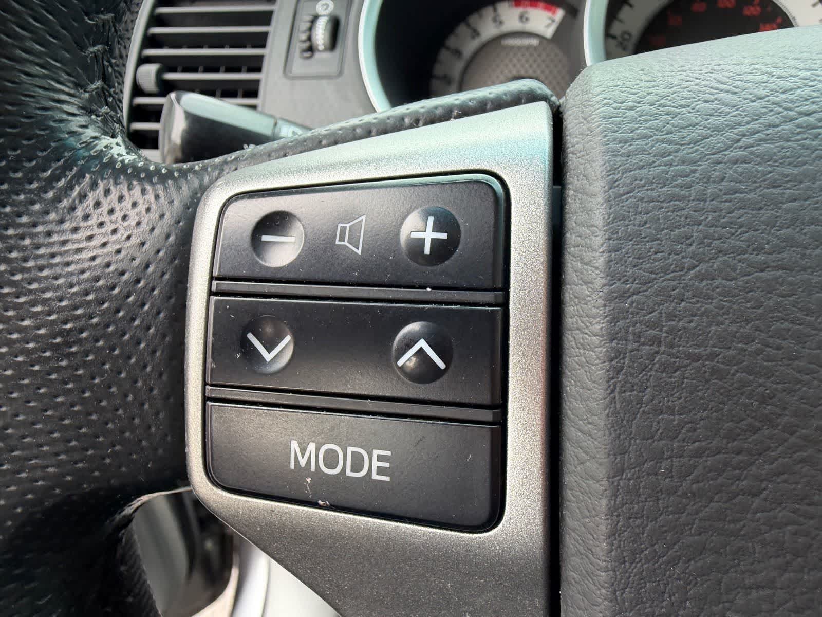 Thumbnail: 2013 Toyota Tacoma - 15