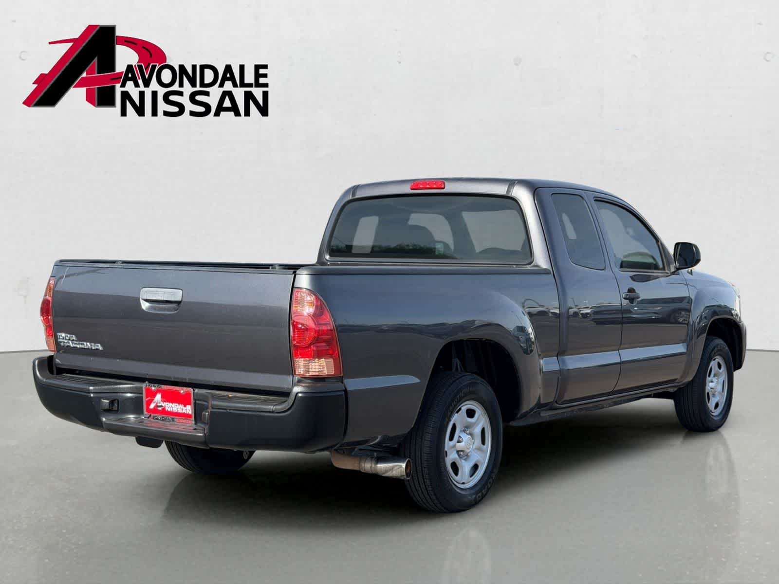 Thumbnail: 2015 Toyota Tacoma - 6