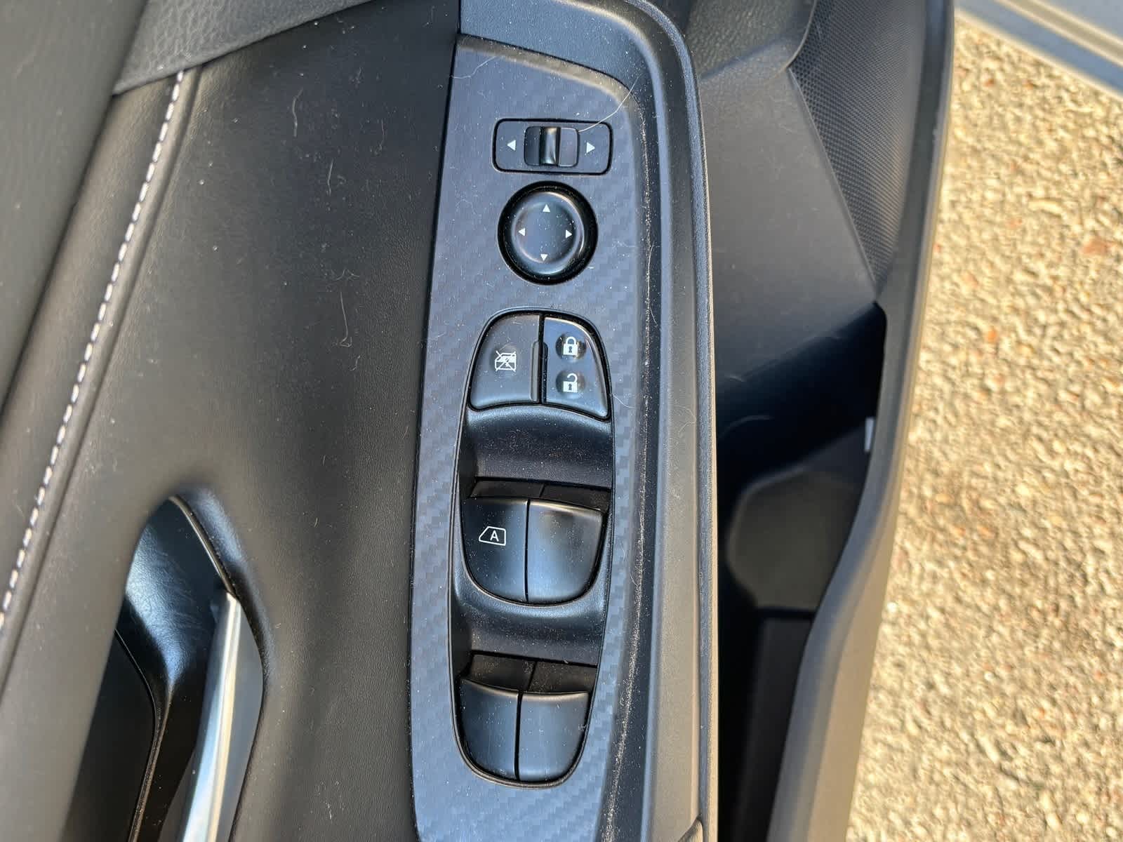 Thumbnail: 2023 Nissan Sentra - 11