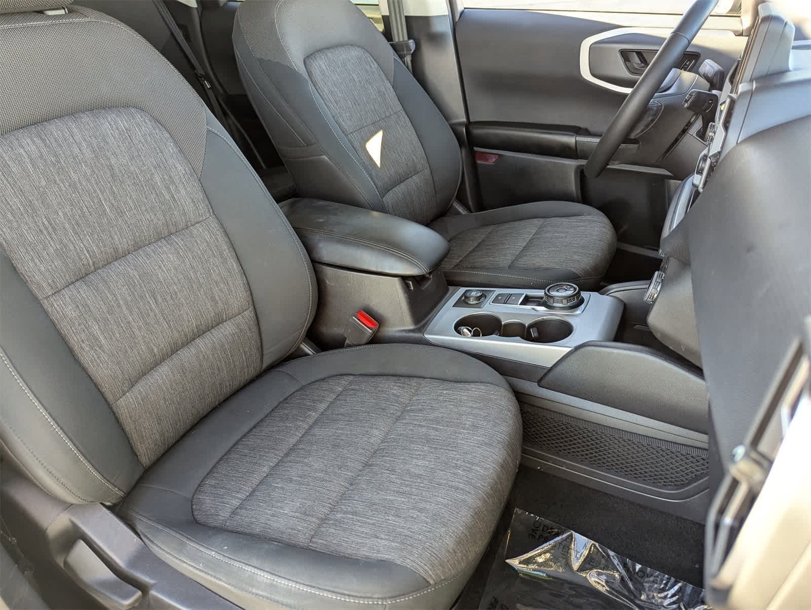 Thumbnail: 2023 Ford Bronco Sport - 12