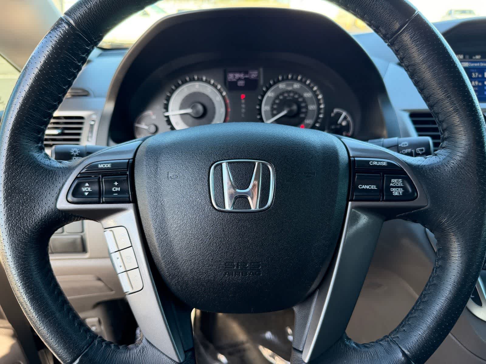 Thumbnail: 2014 Honda Odyssey - 16