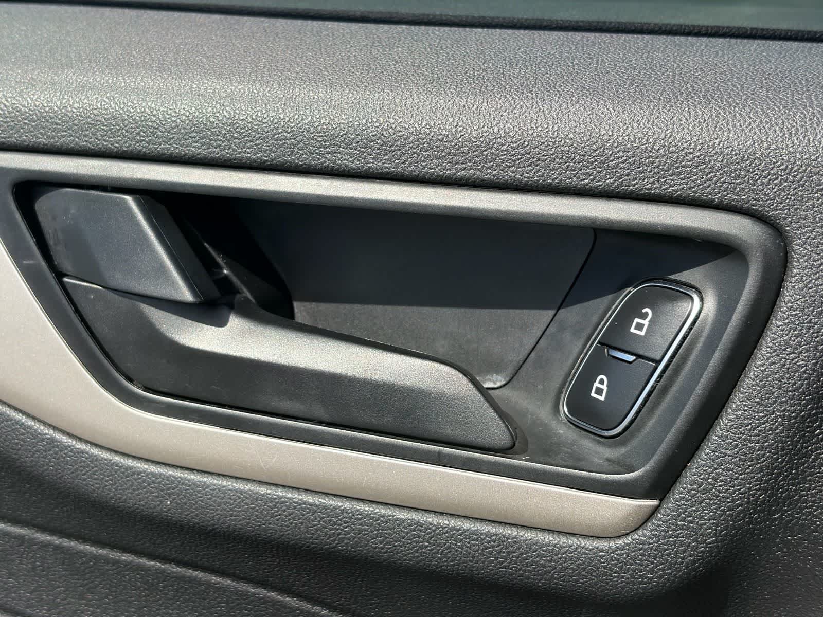 Thumbnail: 2022 Ford Escape - 16