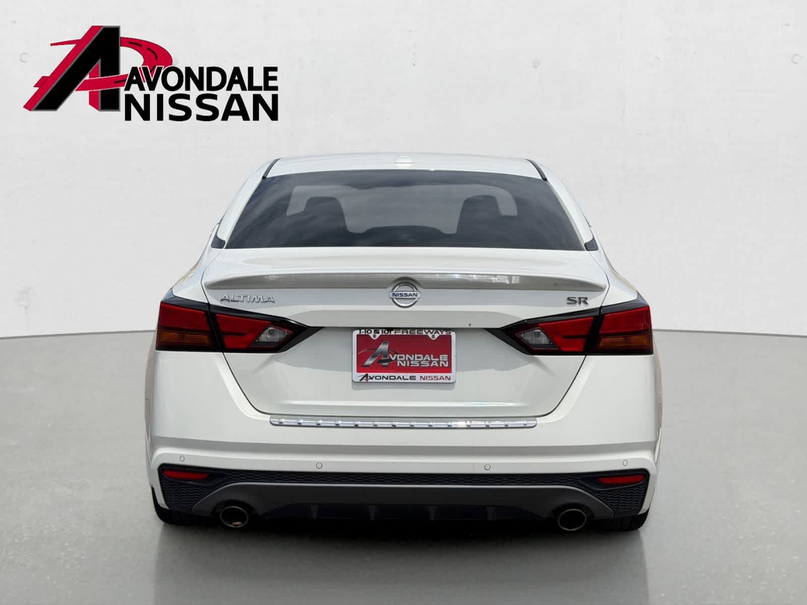 Thumbnail: 2022 Nissan Altima - 5