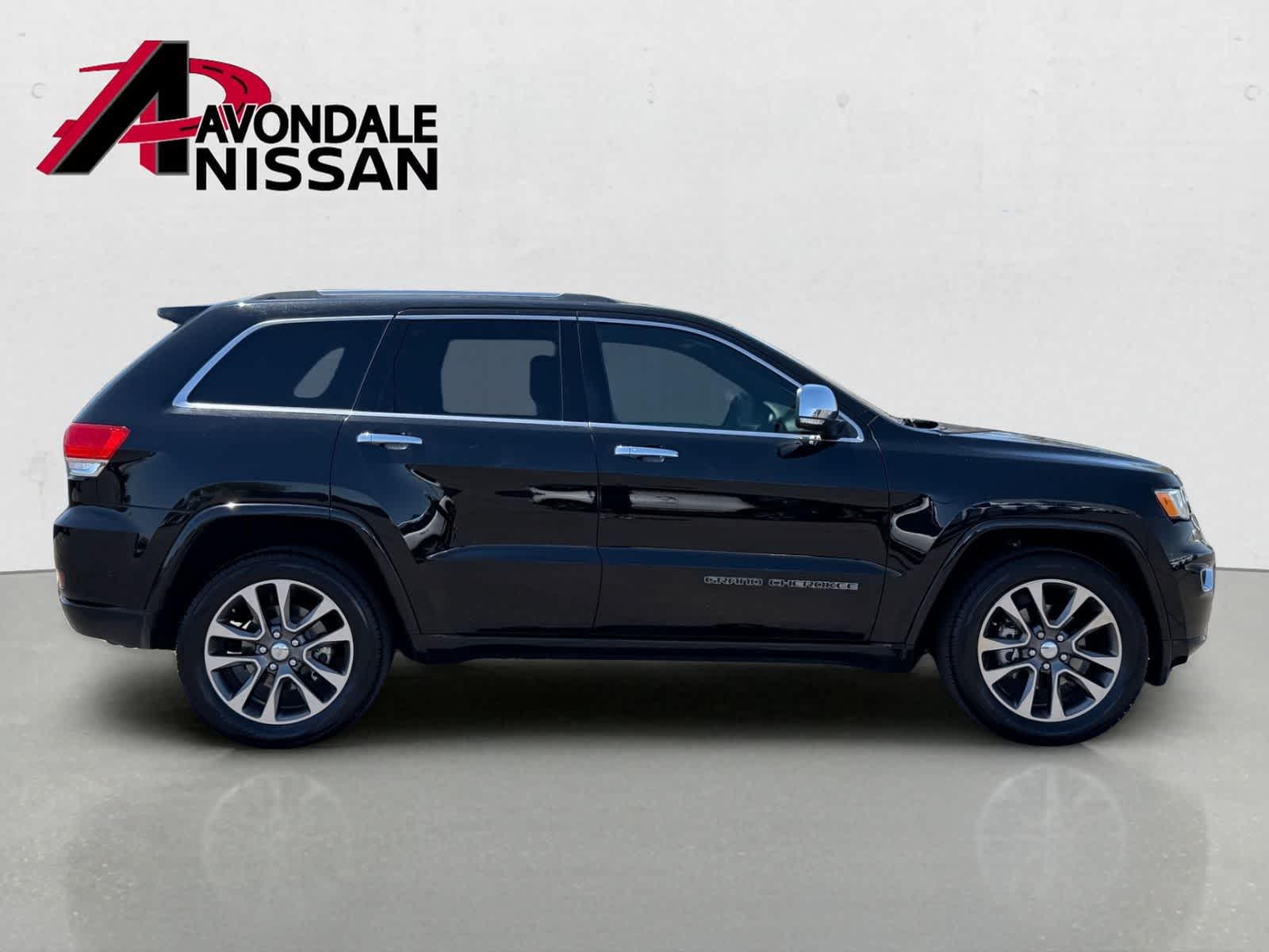 Thumbnail: 2017 Jeep Grand Cherokee - 8