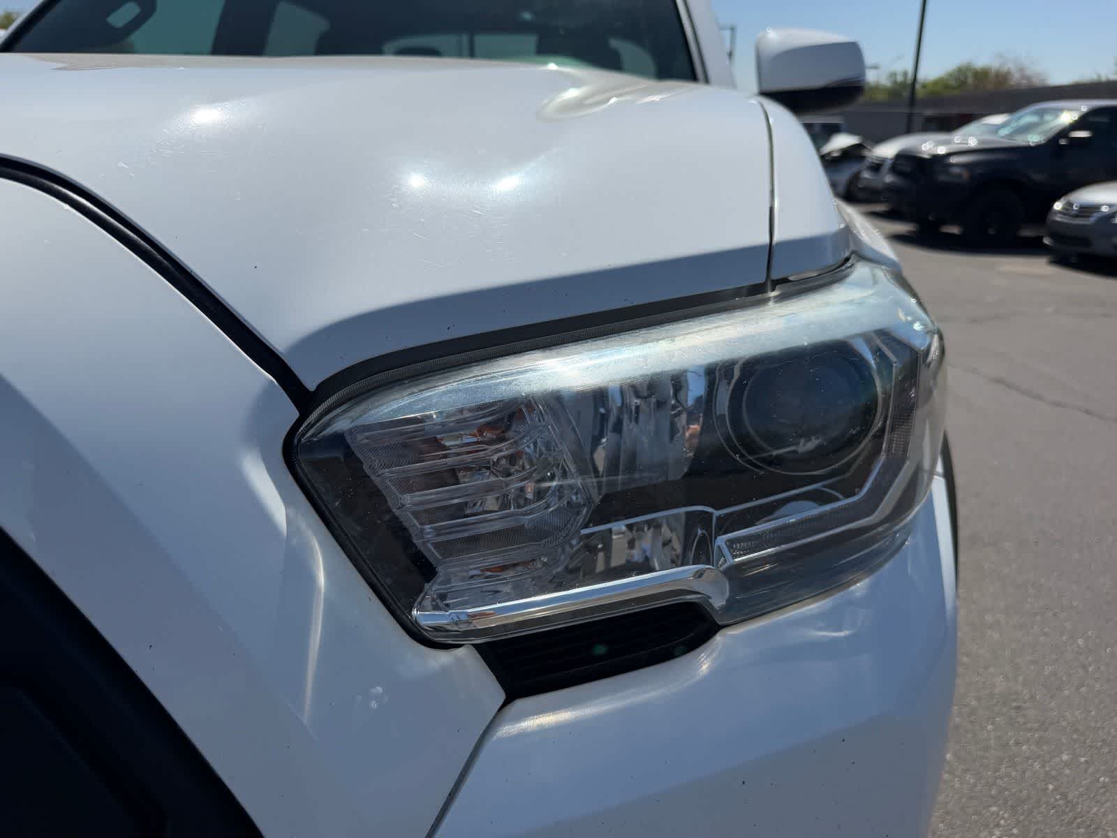 Thumbnail: 2018 Toyota Tacoma - 35