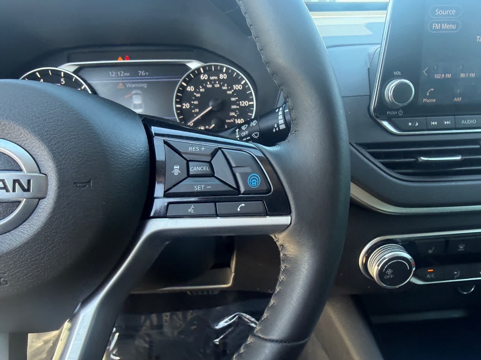 Thumbnail: 2022 Nissan Altima - 22