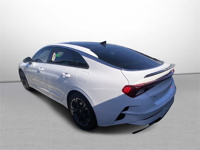 Thumbnail: 2021 Kia K5 - 2