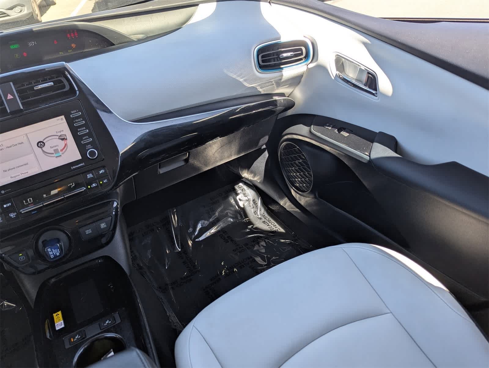 Thumbnail: 2022 Toyota Prius - 19