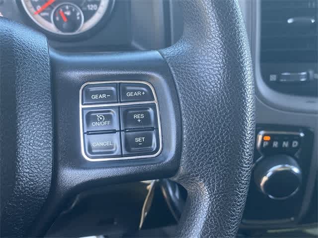 Thumbnail: 2019 RAM 1500 Classic - 25