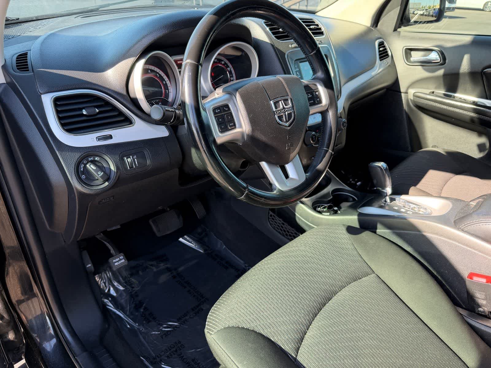 Thumbnail: 2019 Dodge Journey - 2