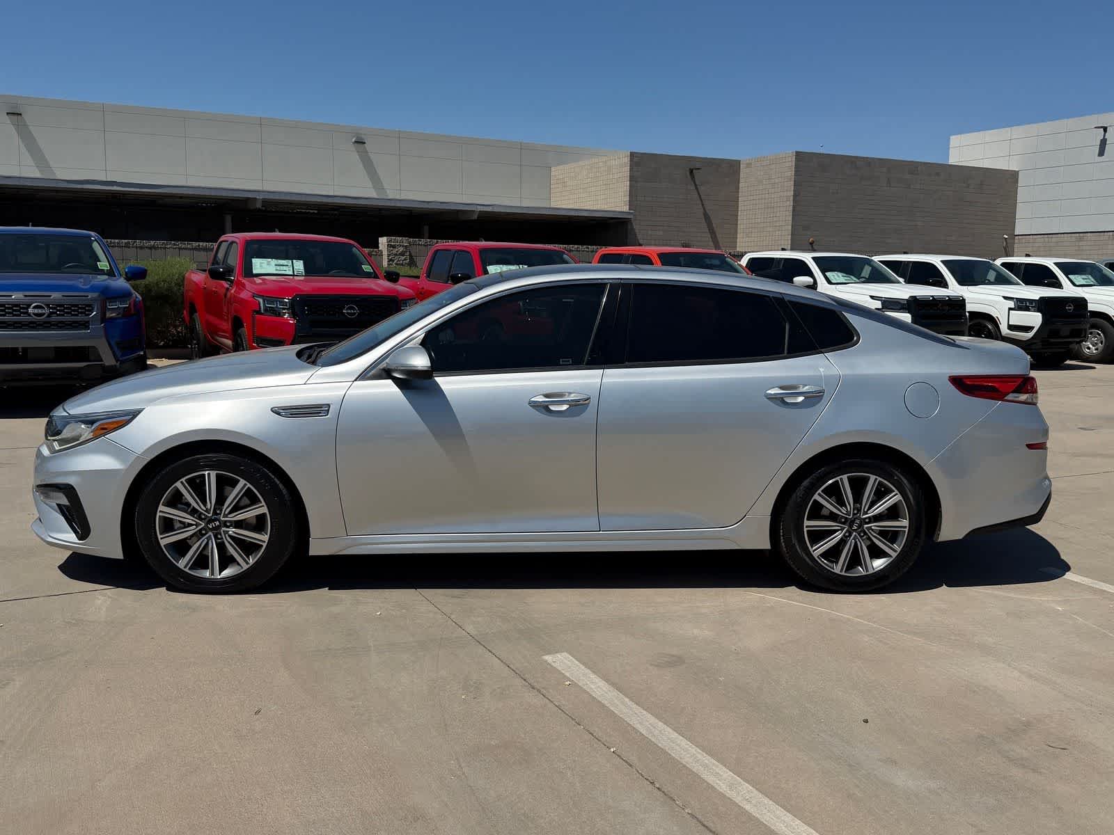 Thumbnail: 2020 Kia Optima - 2