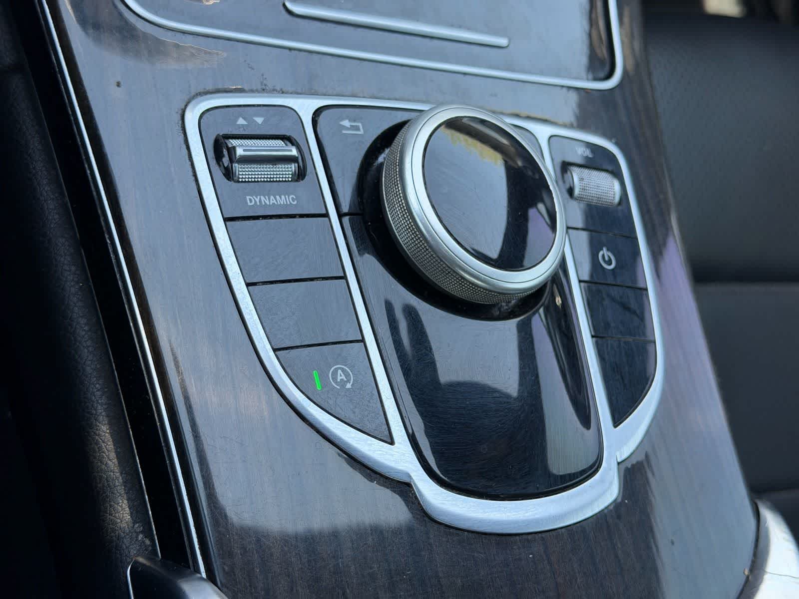 Thumbnail: 2018 Mercedes-Benz C-Class - 26