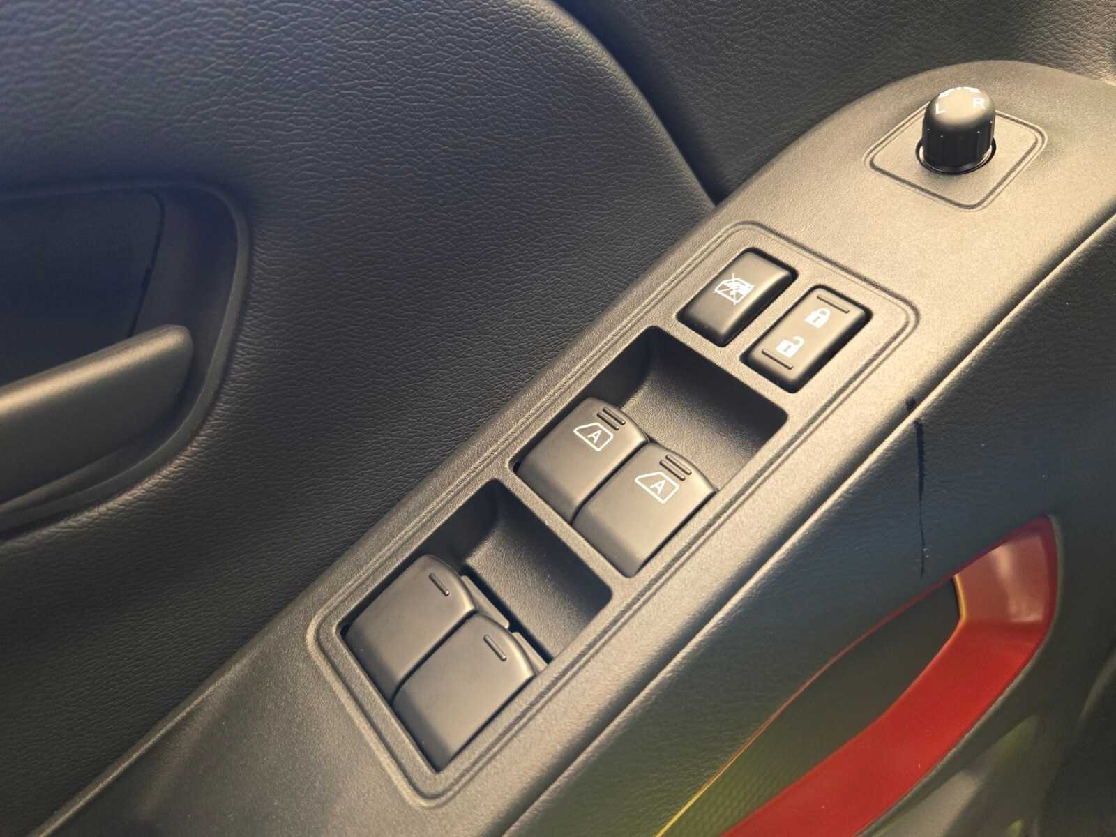 Thumbnail: 2026 Nissan Frontier - 20