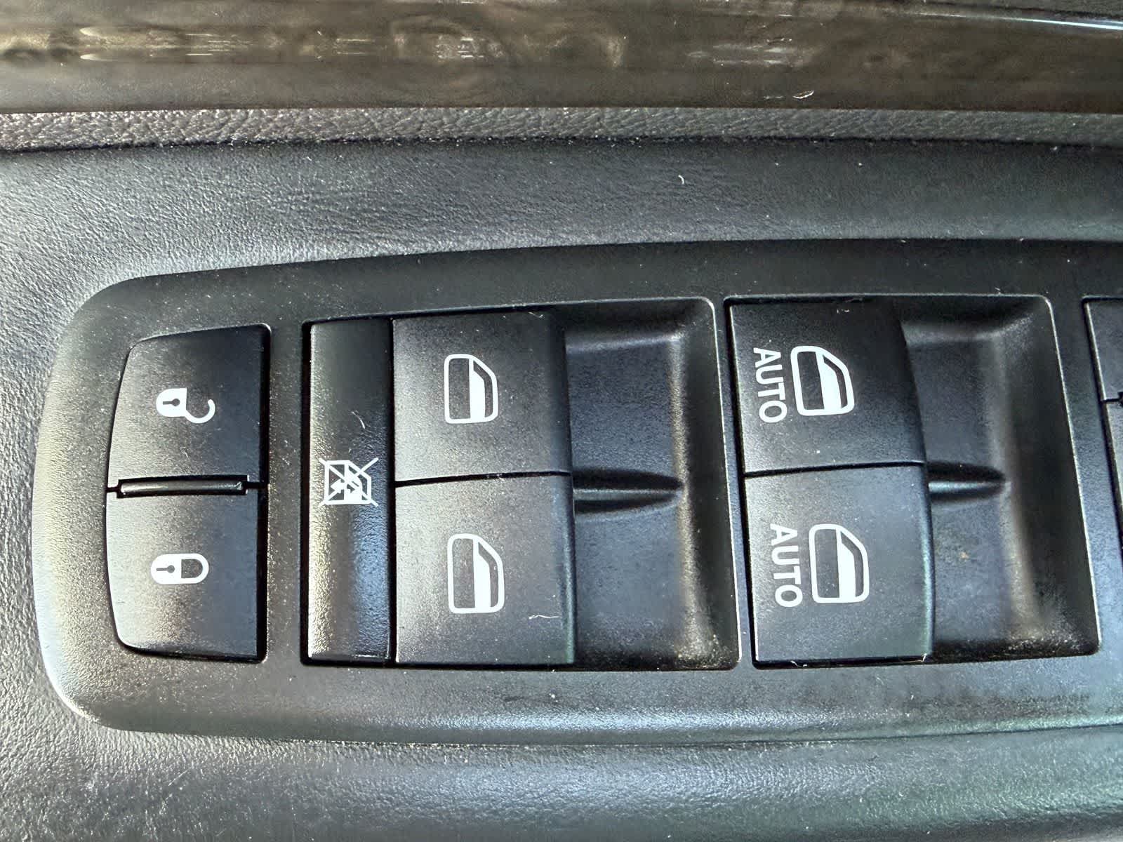 Thumbnail: 2014 Dodge Durango - 12