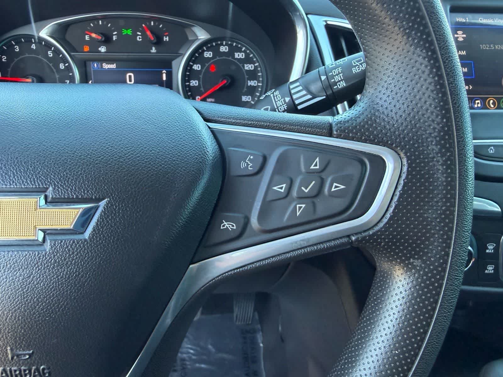 Thumbnail: 2022 Chevrolet Equinox - 32