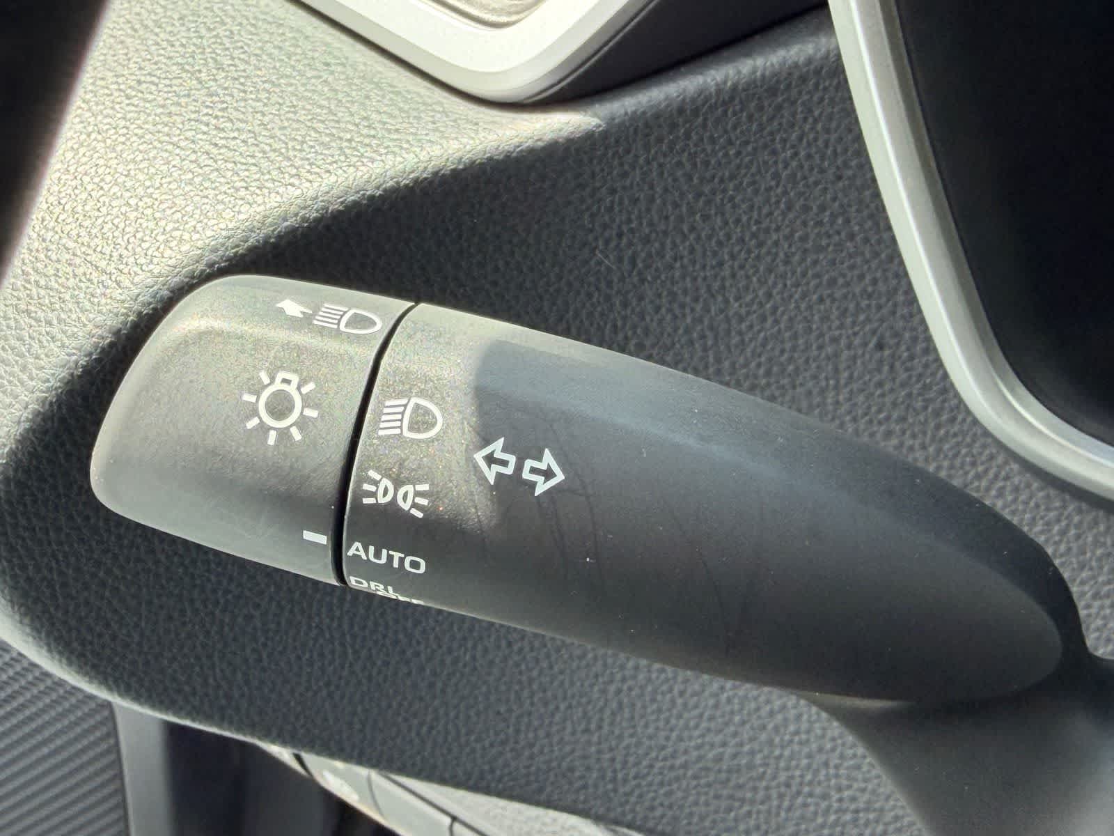 Thumbnail: 2022 Toyota Corolla - 24