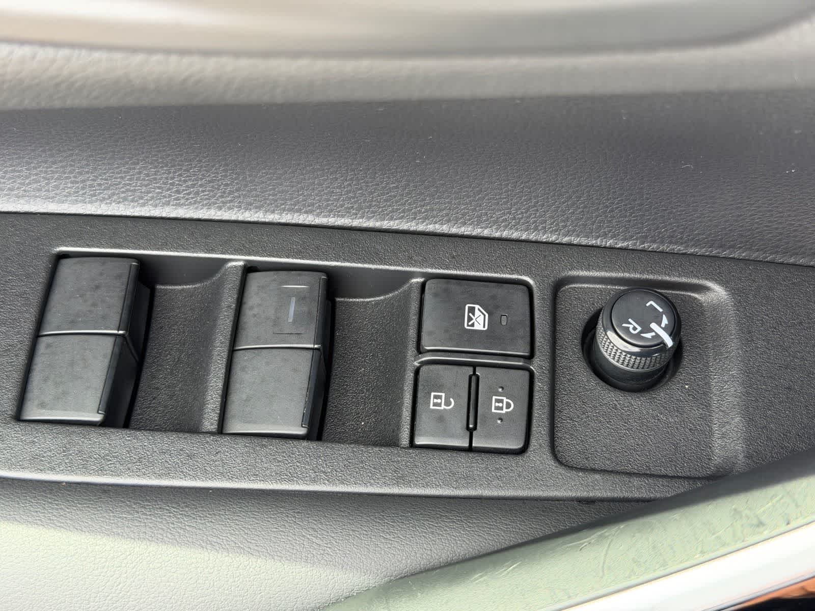 Thumbnail: 2022 Toyota Corolla - 13