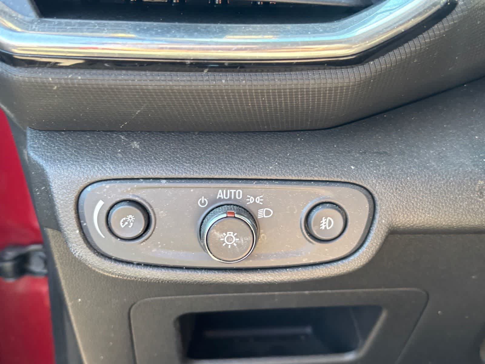 Thumbnail: 2023 Chevrolet TrailBlazer - 14