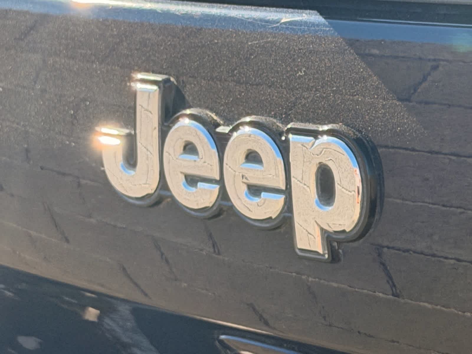 Thumbnail: 2015 Jeep Cherokee - 10