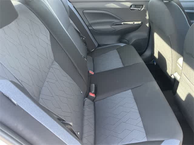 2025 Nissan Versa 1.6 SV 14