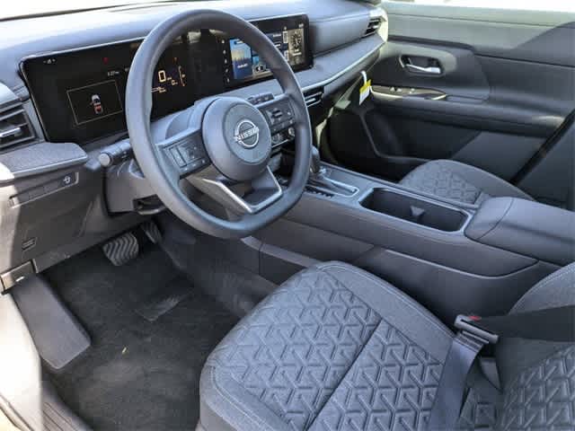 Thumbnail: 2025 Nissan Kicks - 2