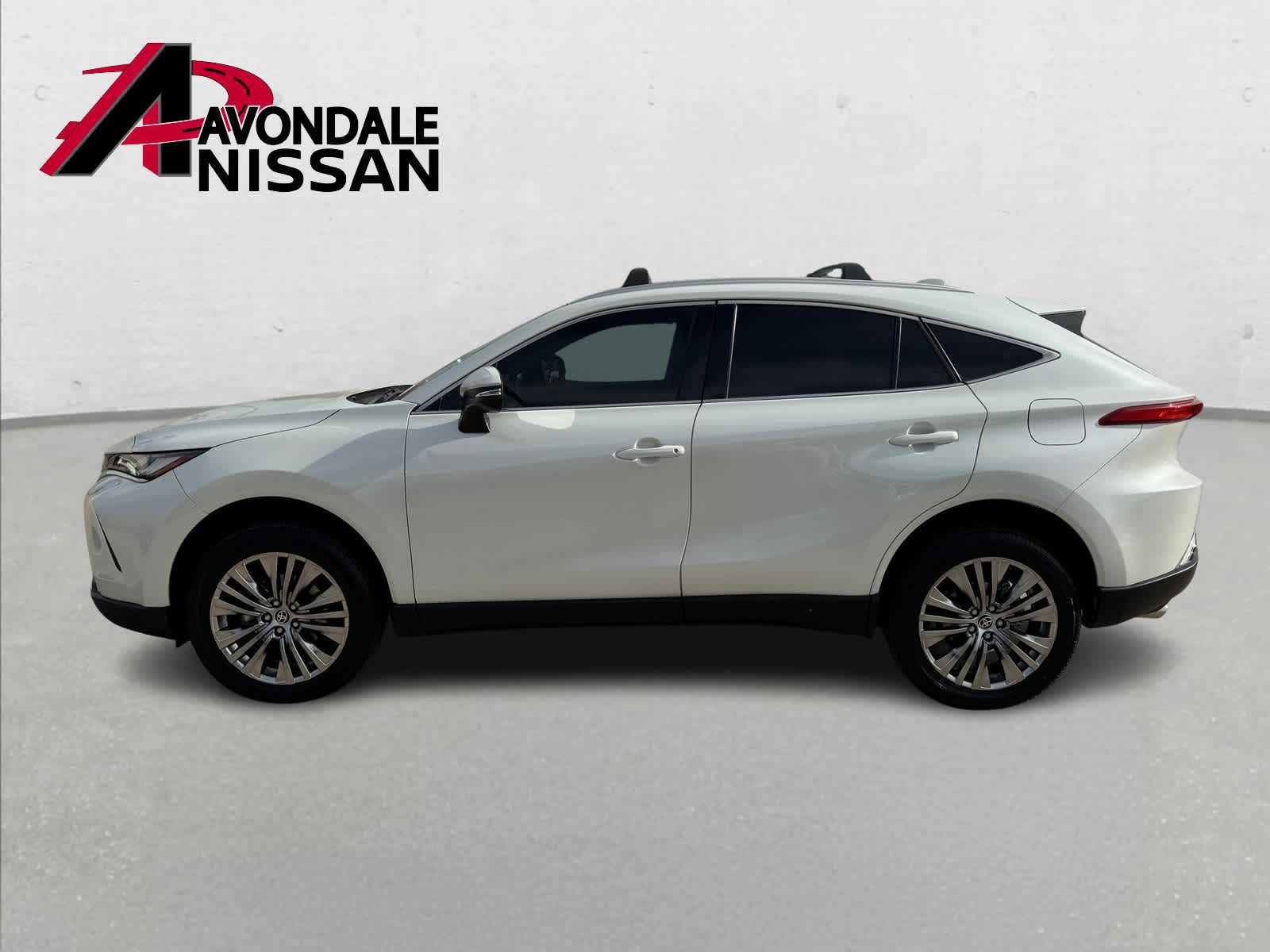 Thumbnail: 2023 Toyota Venza - 3