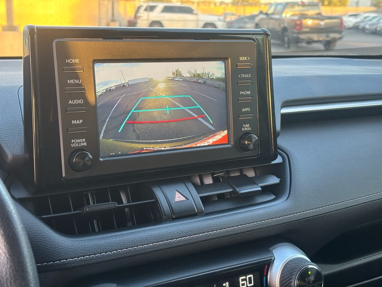 Thumbnail: 2019 Toyota RAV4 - 24