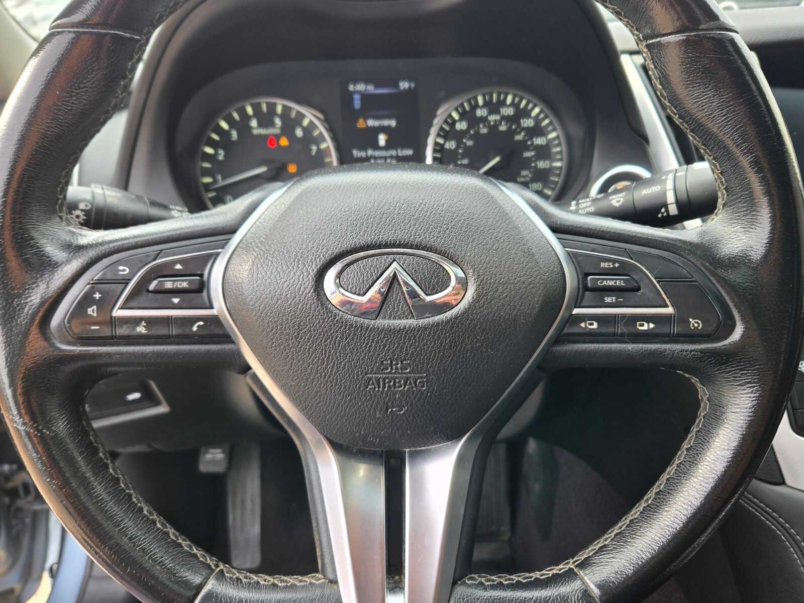 Thumbnail: 2020 INFINITI Q50 - 32