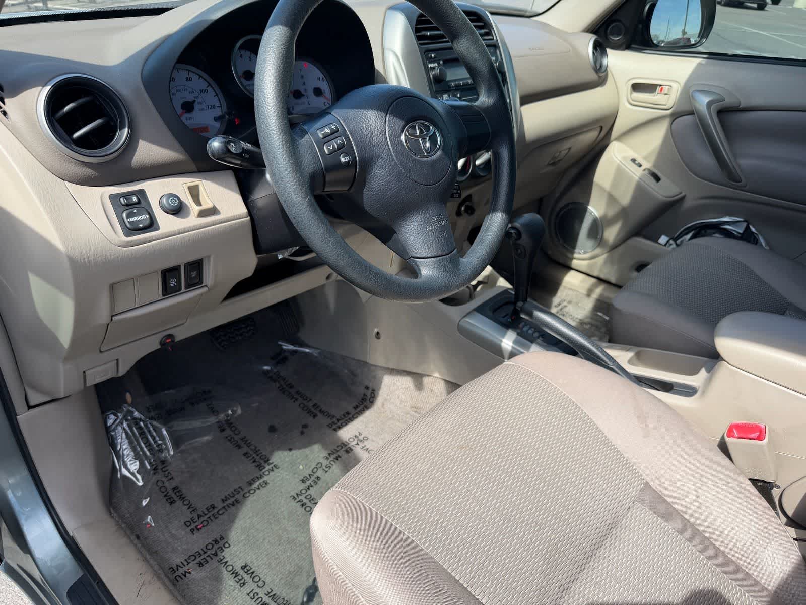 Thumbnail: 2004 Toyota RAV4 - 20