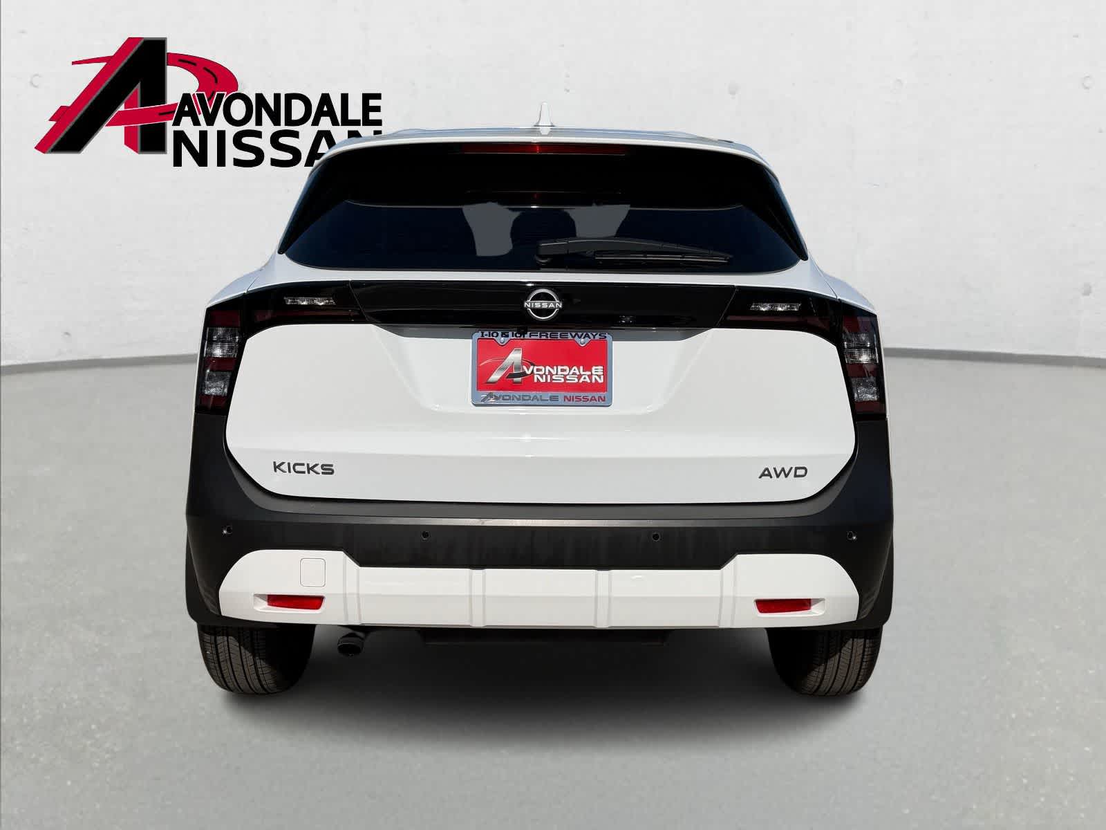 Thumbnail: 2025 Nissan Kicks - 4