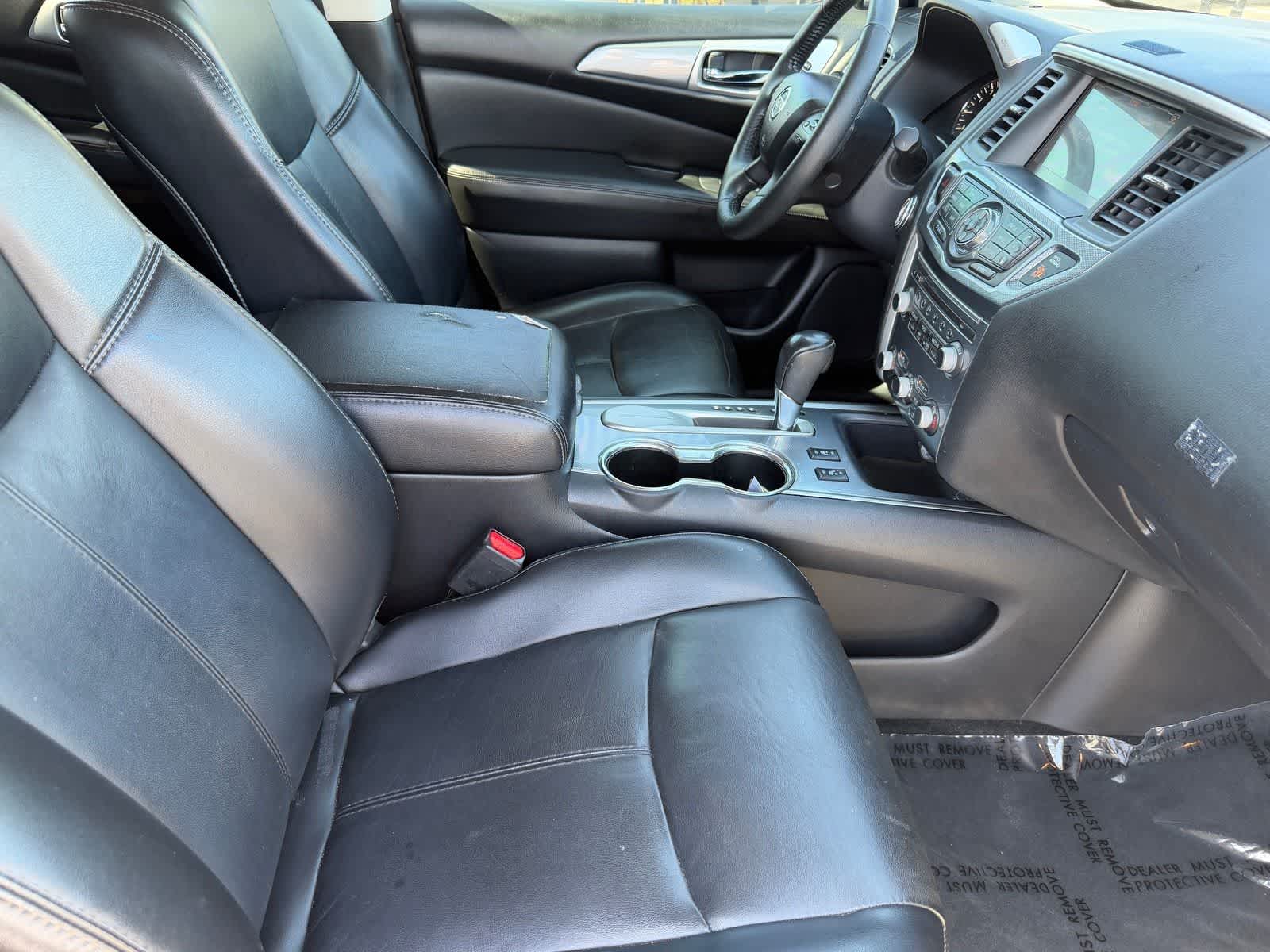 Thumbnail: 2019 Nissan Pathfinder - 12