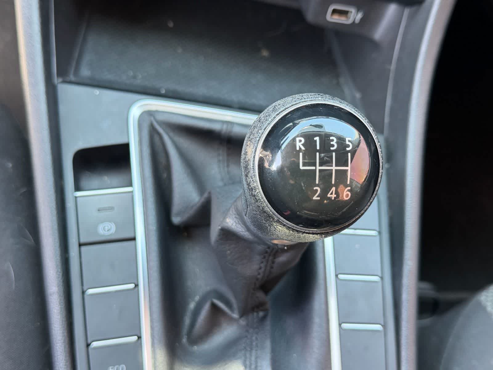 Thumbnail: 2019 Volkswagen Jetta - 9