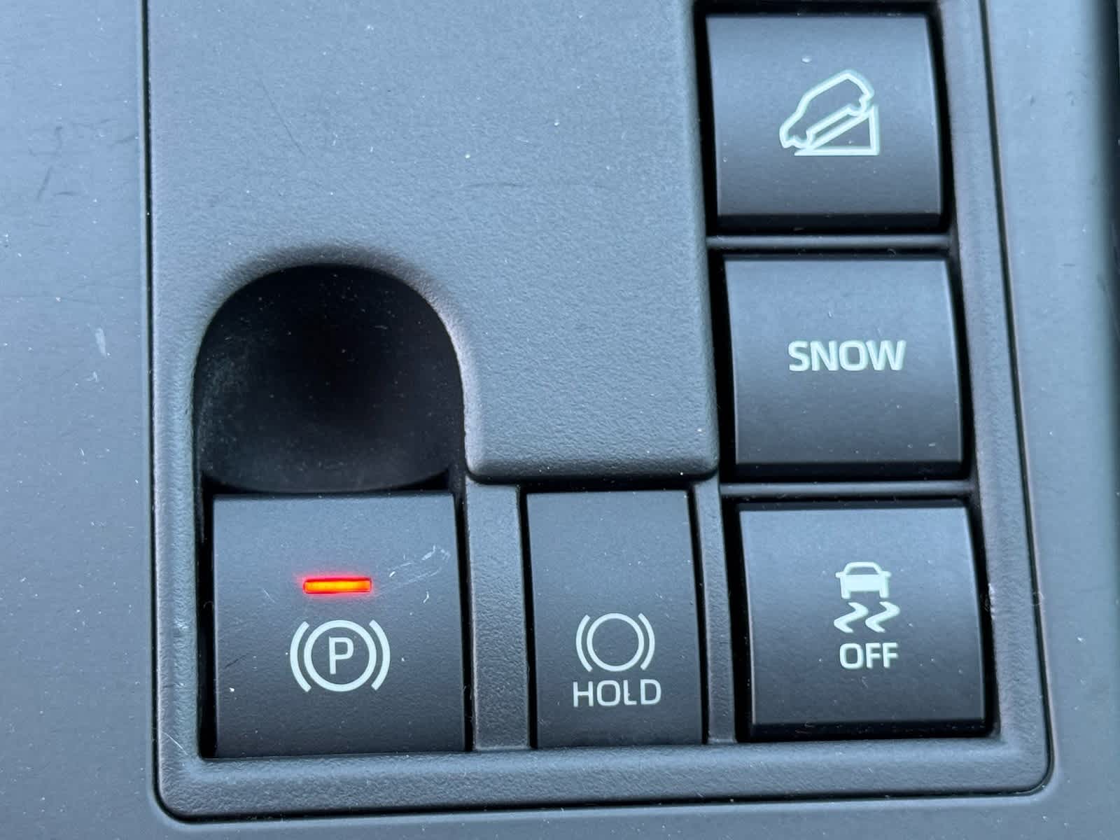 Thumbnail: 2023 Toyota Highlander - 26