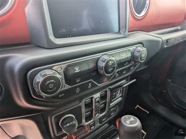 Thumbnail: 2021 Jeep Wrangler - 14