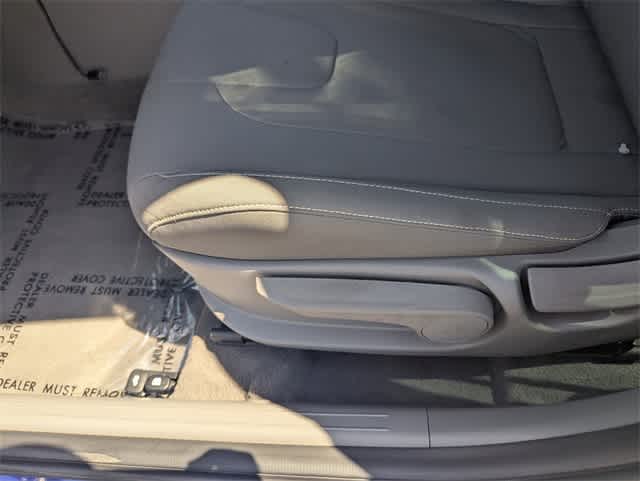 Thumbnail: 2023 Hyundai Elantra - 22