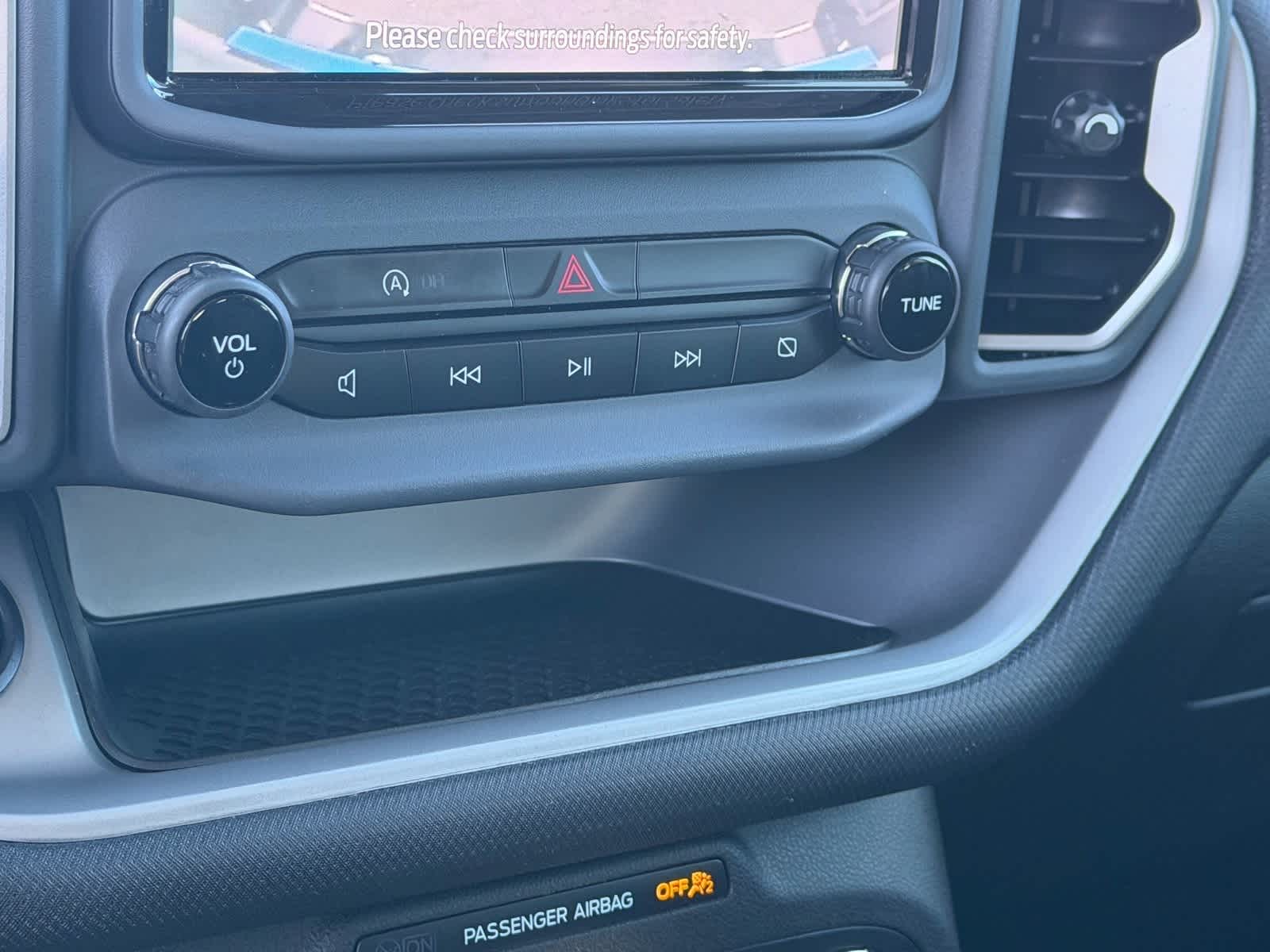 Thumbnail: 2021 Ford Bronco Sport - 25