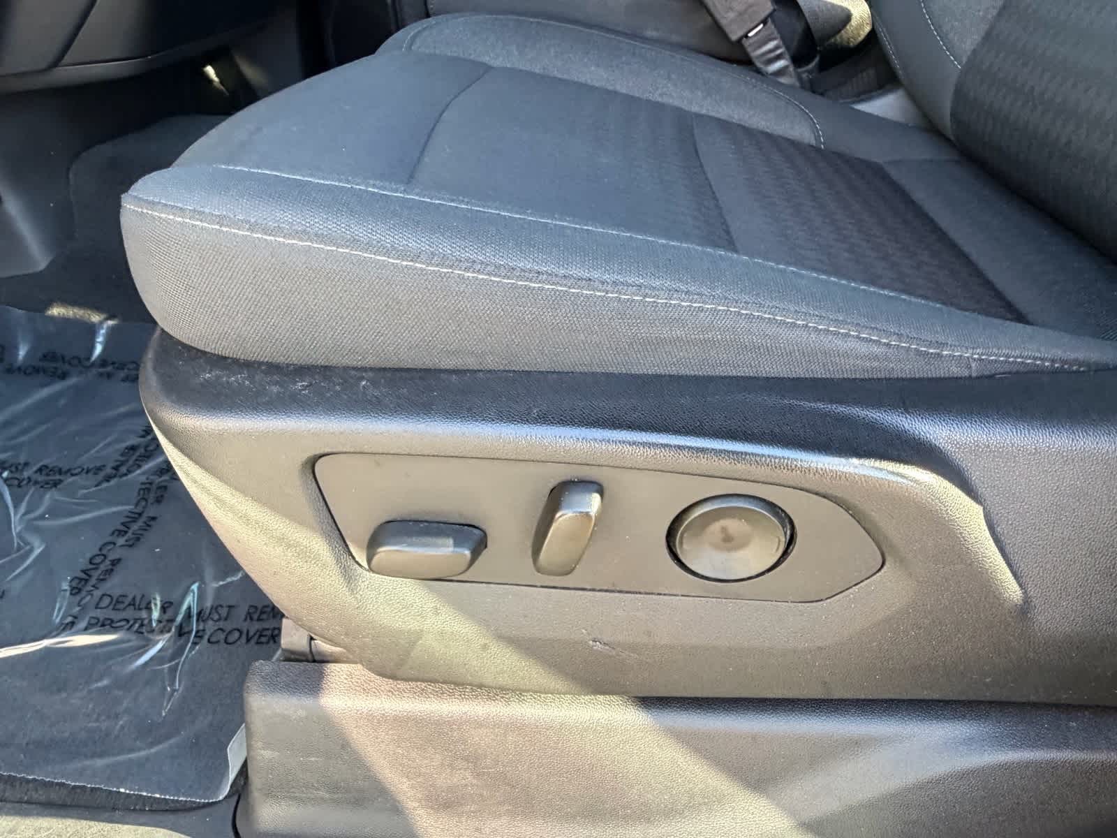 Thumbnail: 2022 Chevrolet Silverado 1500 - 21