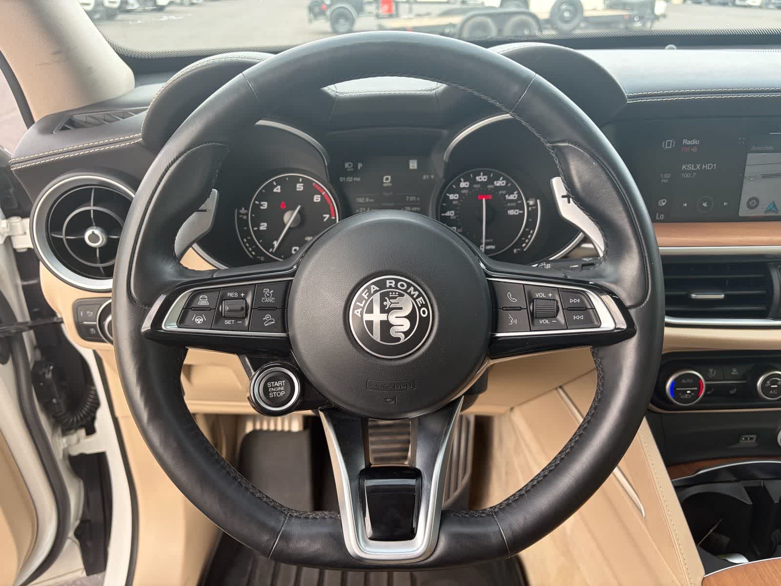 Thumbnail: 2021 Alfa Romeo Stelvio - 20