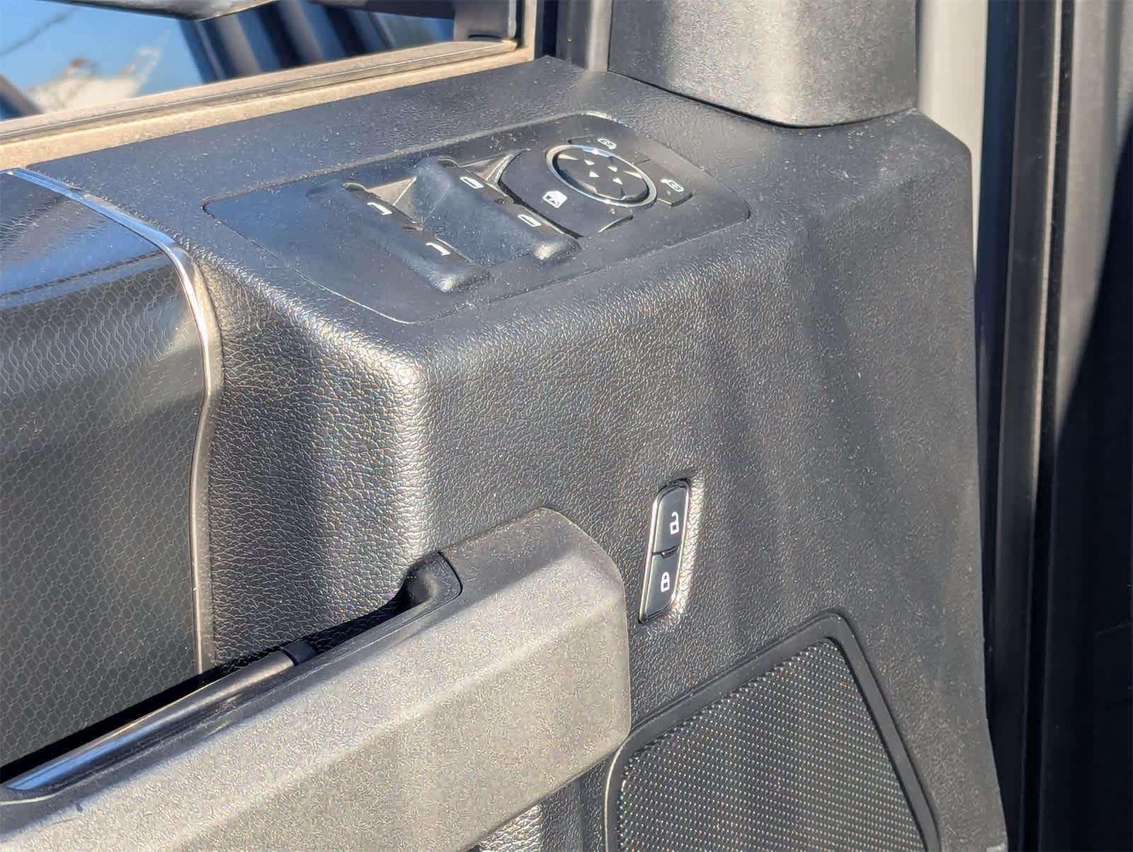 Thumbnail: 2018 Ford F-150 - 24