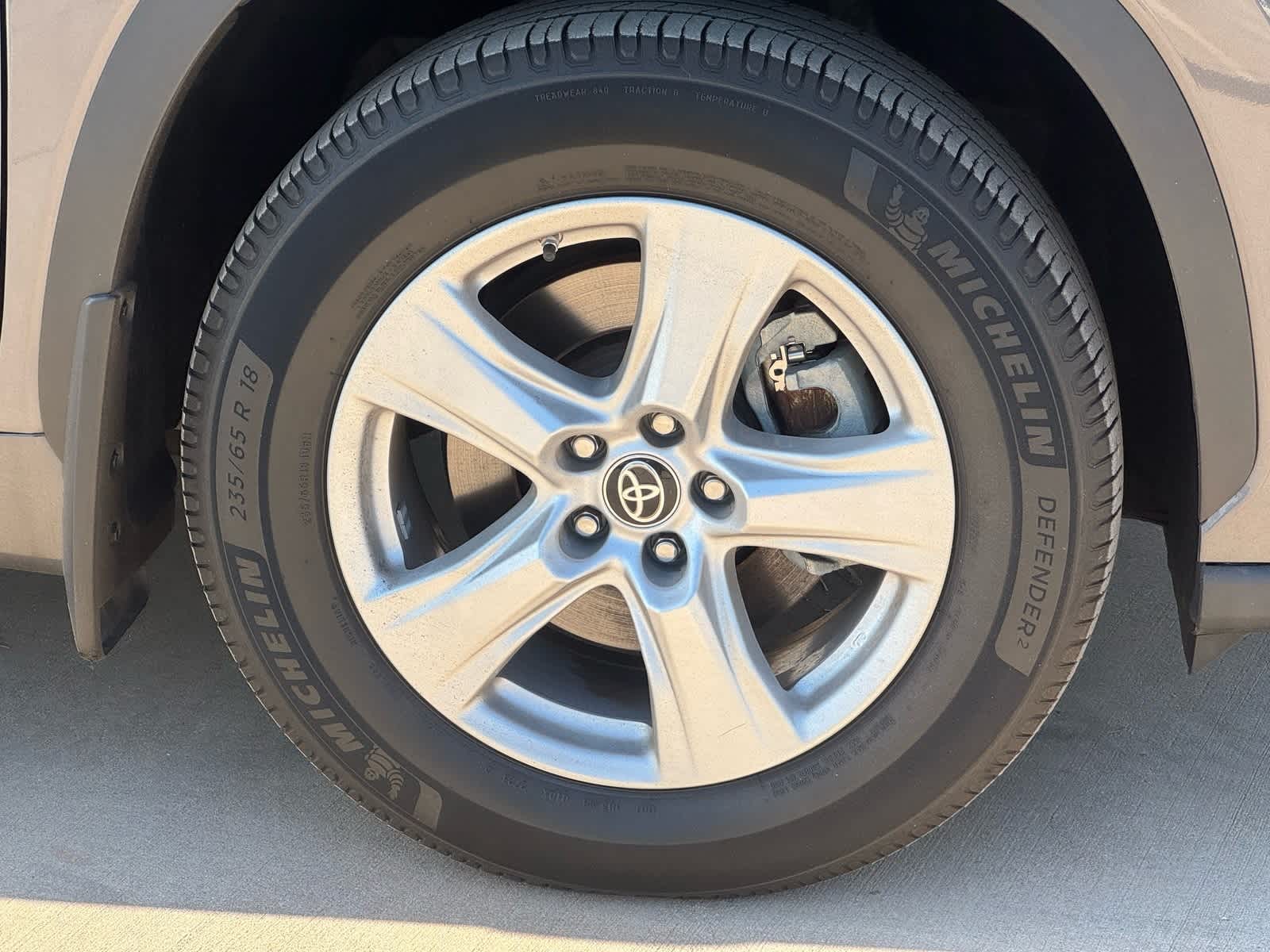 Thumbnail: 2023 Toyota Highlander - 10