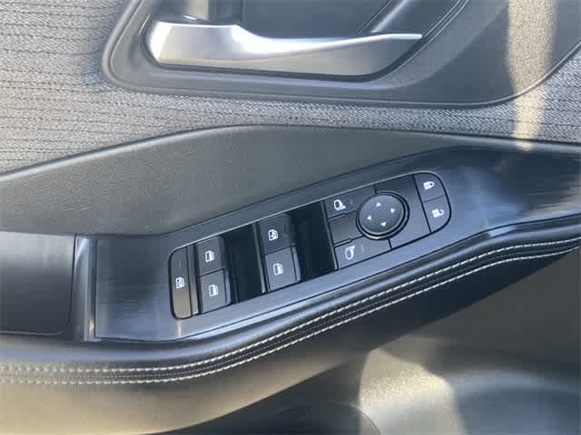 2023 Nissan Rogue SV 25