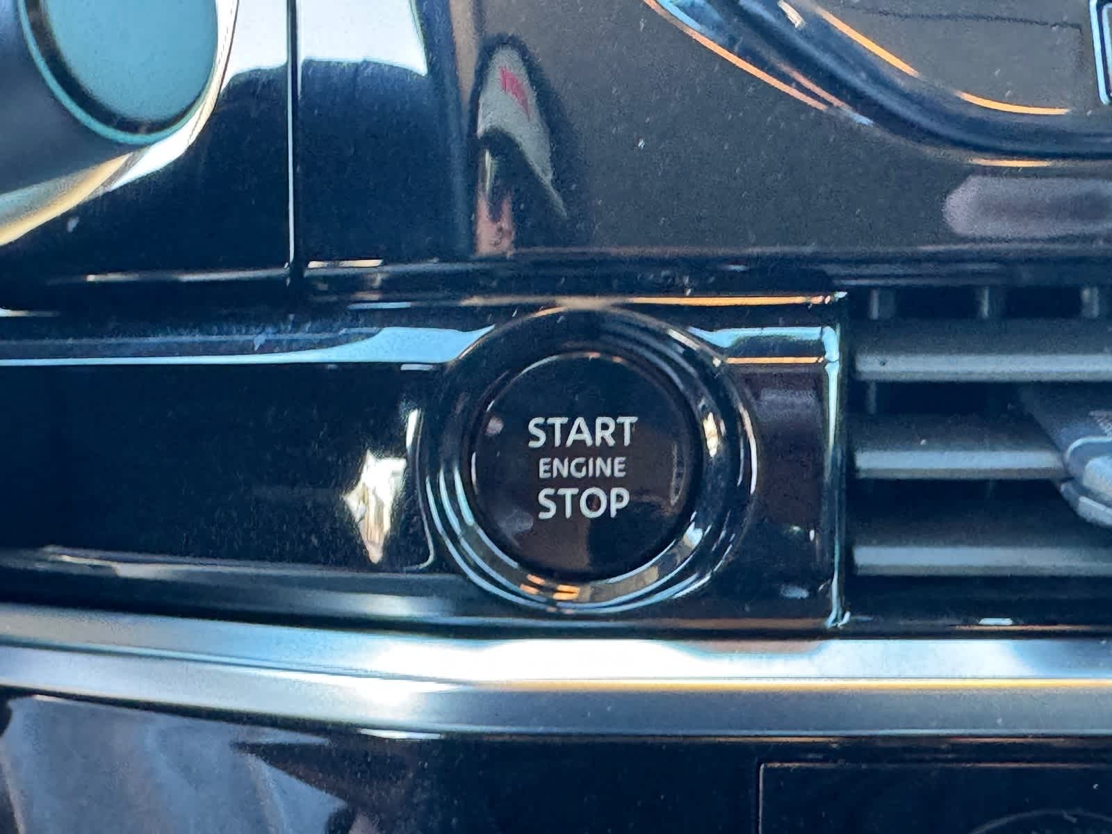 Thumbnail: 2025 Nissan Pathfinder - 27